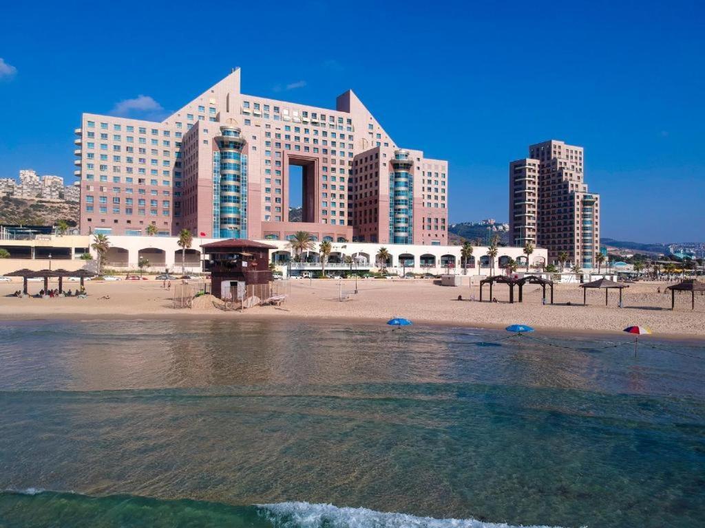 Rooms On The Sea 海法 外观 照片